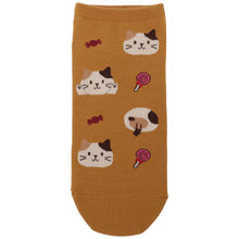 ふくふくにゃんこ 総柄スニーカーソックス