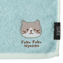 ふくふくにゃんこ 抗菌防臭ハンドタオル