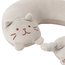 ふくふくにゃんこ なついてネックピロー【WEB限定】