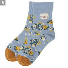 ふくふくにゃんこ 花柄クルーソックス