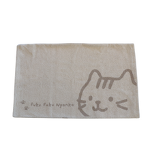 ふくふくにゃんこ のびのび枕カバー