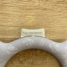 ふくふくにゃんこ 耳付き2WAYコールドループM