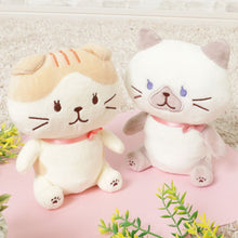 ふくふくにゃんこ おすわりマスコット(スコア・シャーシャ)