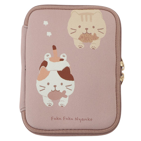 ふくふくにゃんこ  モバイルバッテリーケース２