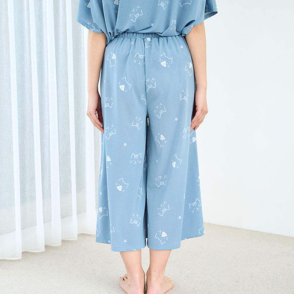 ふくふくにゃんこ ひんにゃりフェイス7分丈パンツ（M～L） – HAPiNS