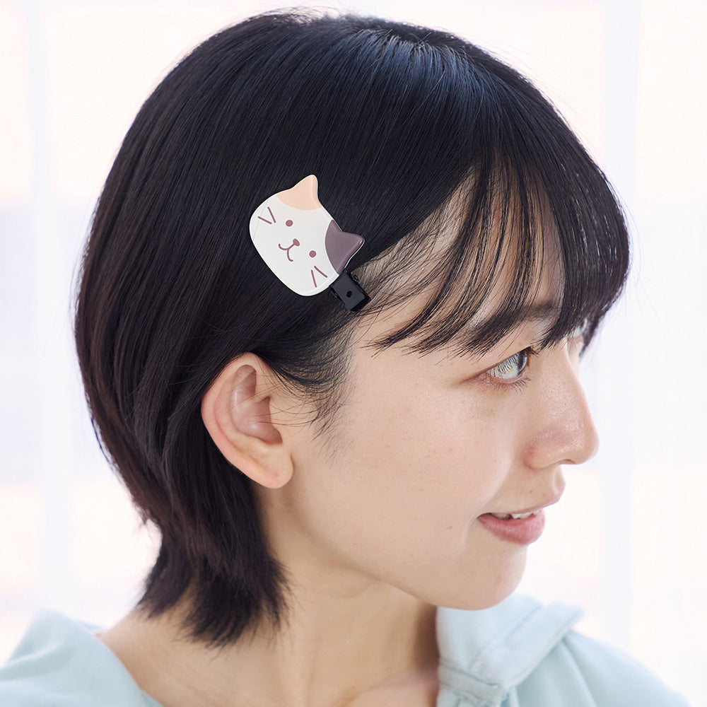 にゃんこのヘアクリップ2個 愛らしい
