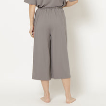  ふくふくにゃんこ　きごこちリラフワ パンツ Ｍ
