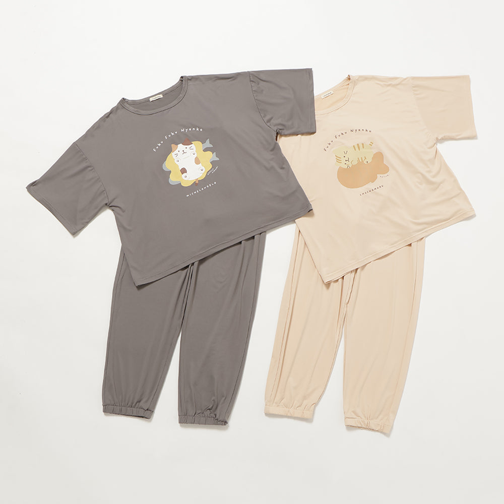 ふくふくにゃんこ きごこちリラフワ パジャマ – HAPiNS online shop