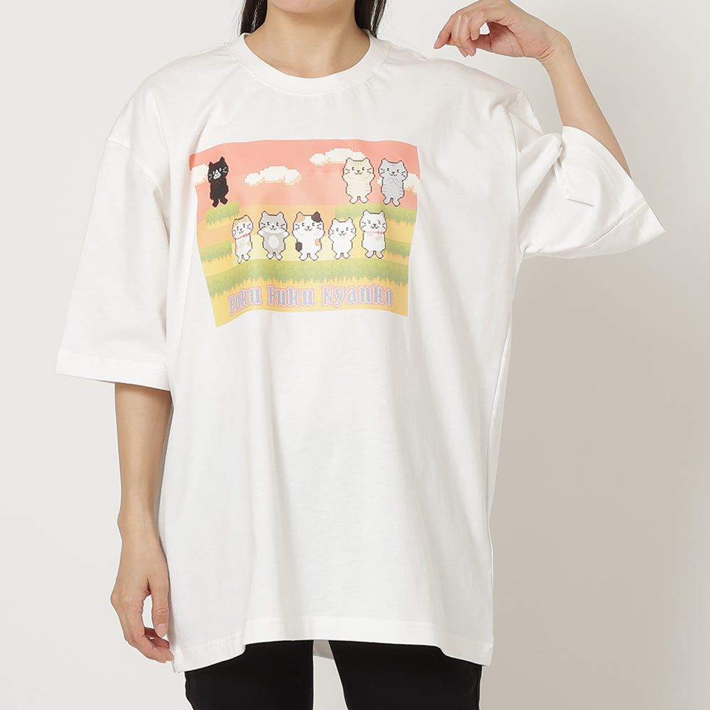 ふくふくにゃんこ 異世界転生 Tシャツ【WEB限定】 – HAPiNS online shop