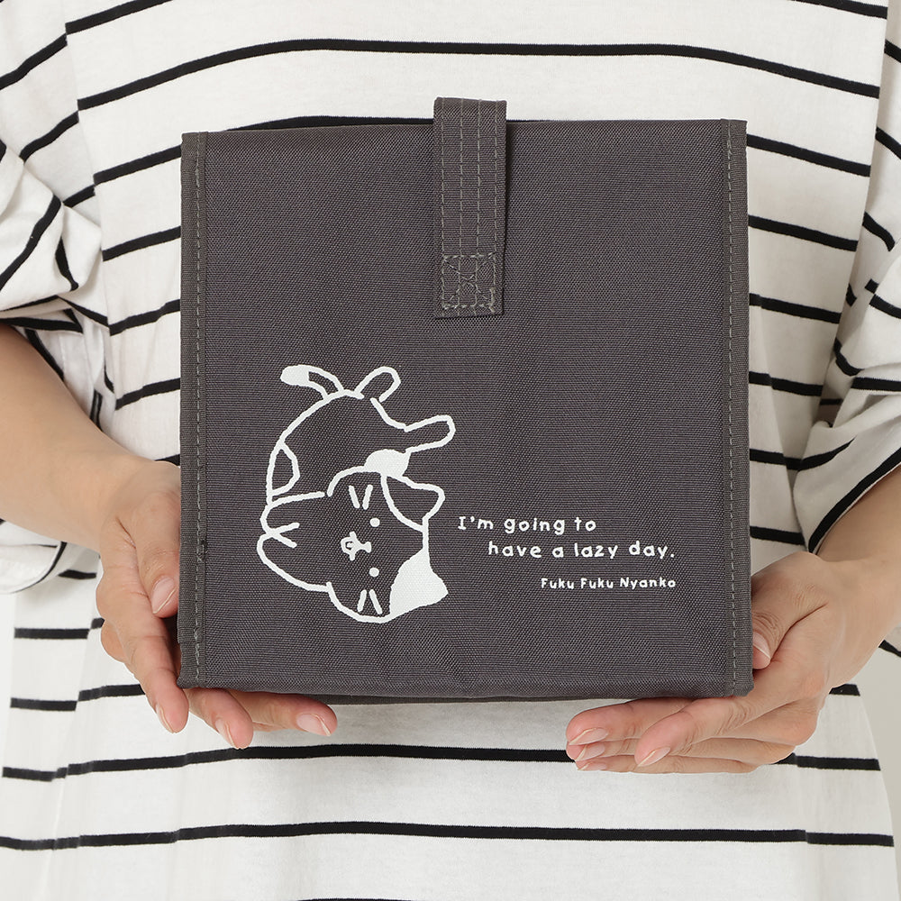 ふくふくにゃんこ ごろにゃん保冷保温ランチポーチ – HAPiNS online shop
