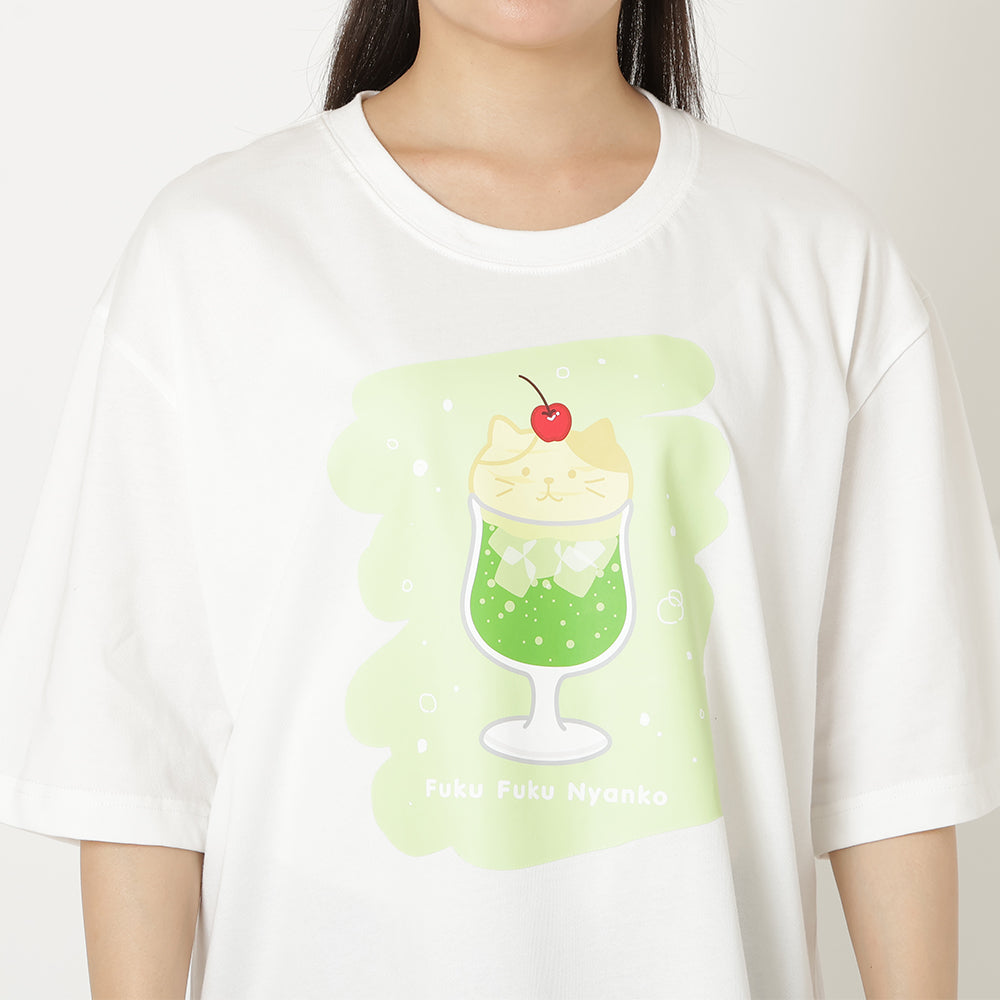 ふくふくにゃんこ バズTシャツ【WEB限定】