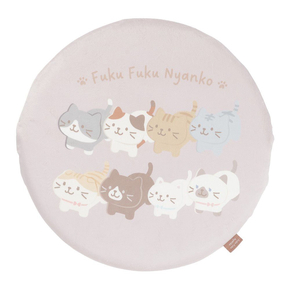 ふくふくにゃんこ 　みつめてシートクッション