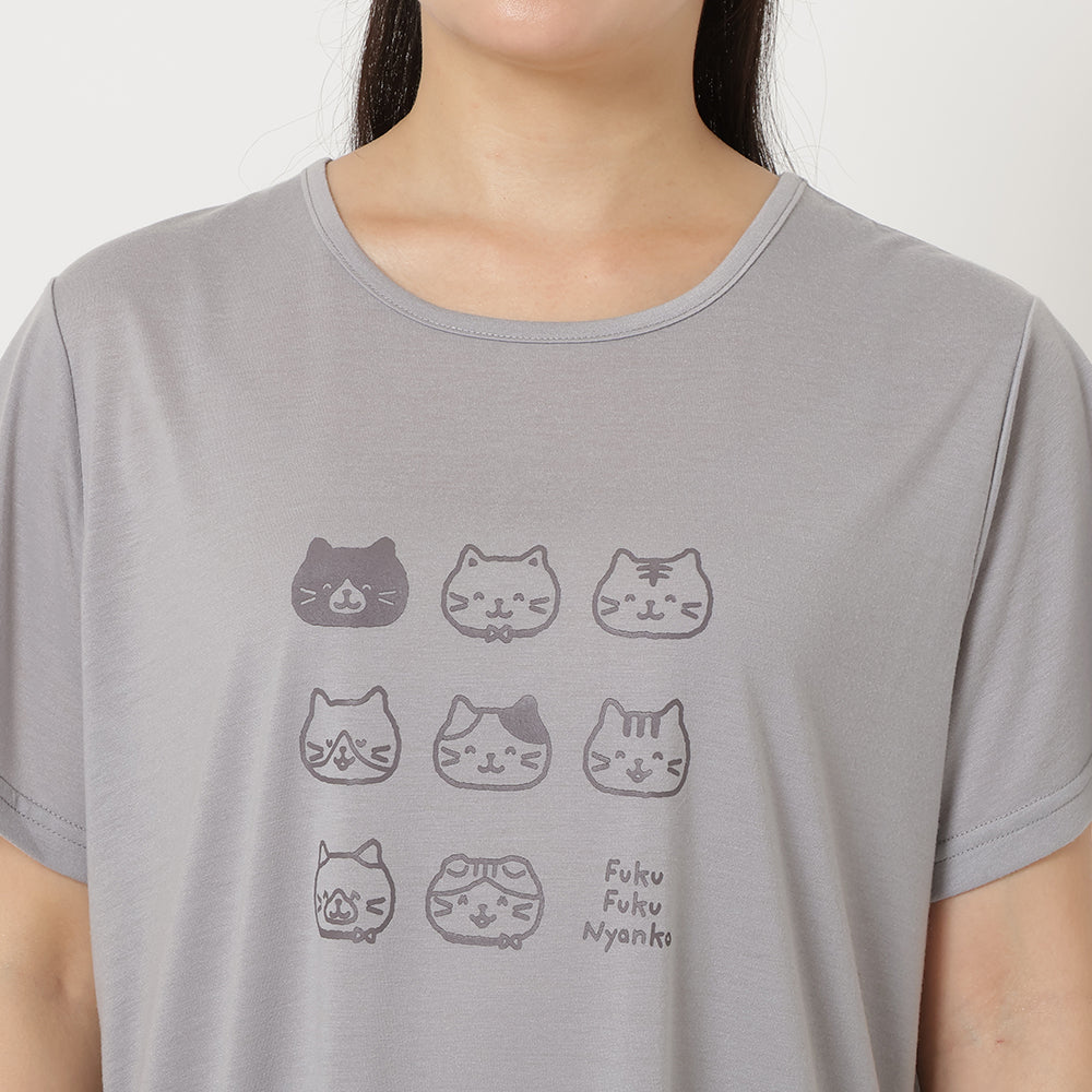 ふくふくにゃんこ コクーンTシャツ – HAPiNS online shop