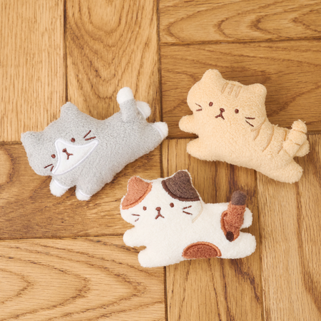 Fuku Fuku Nyanko KITTENぬいバッジ