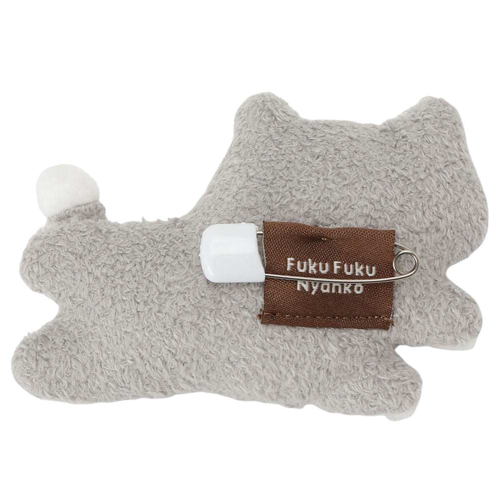 ふくふくにゃんこ KITTENぬいバッジ – HAPiNS online shop