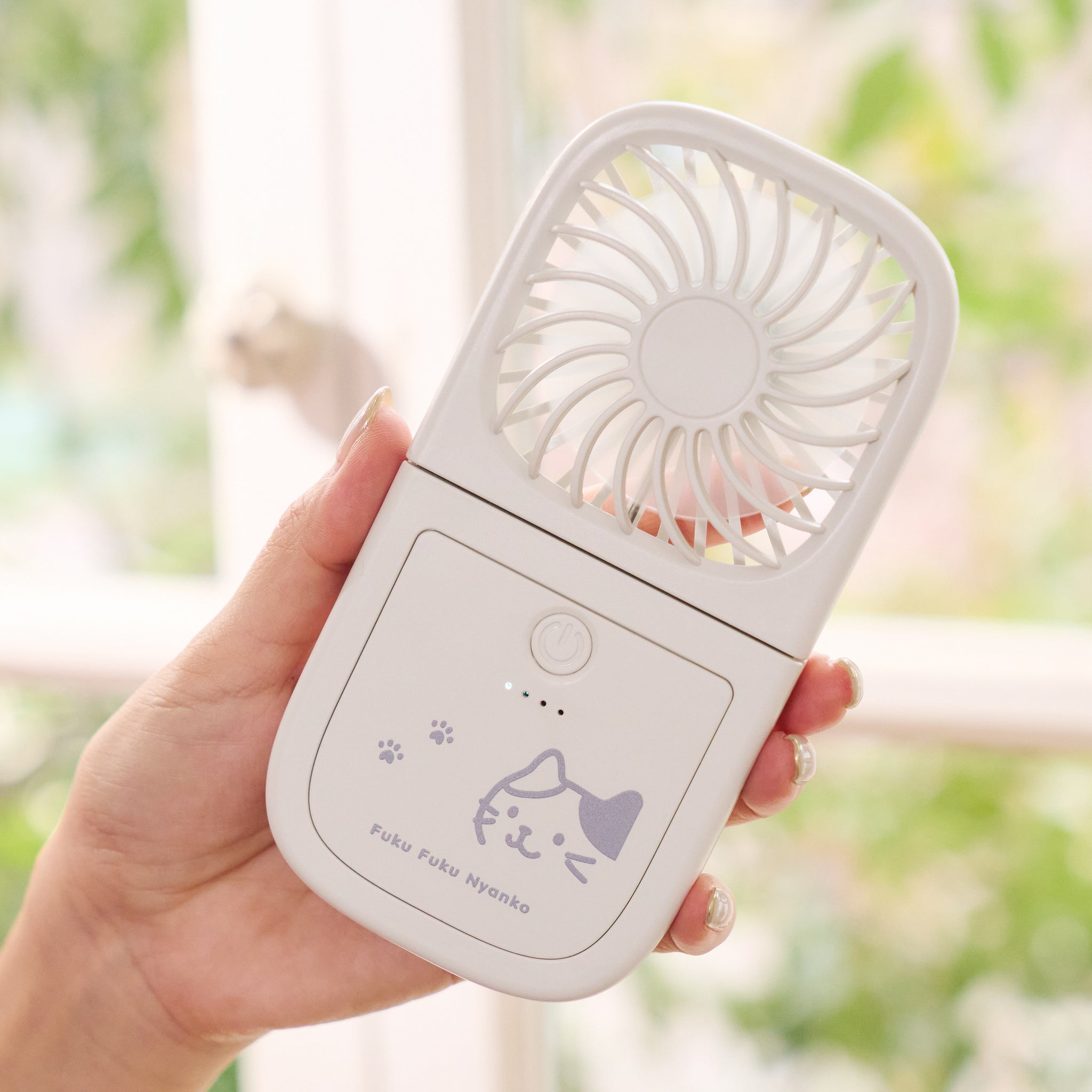 ふくふくにゃんこ ハンズフリー5WAYスリムファン – HAPiNS