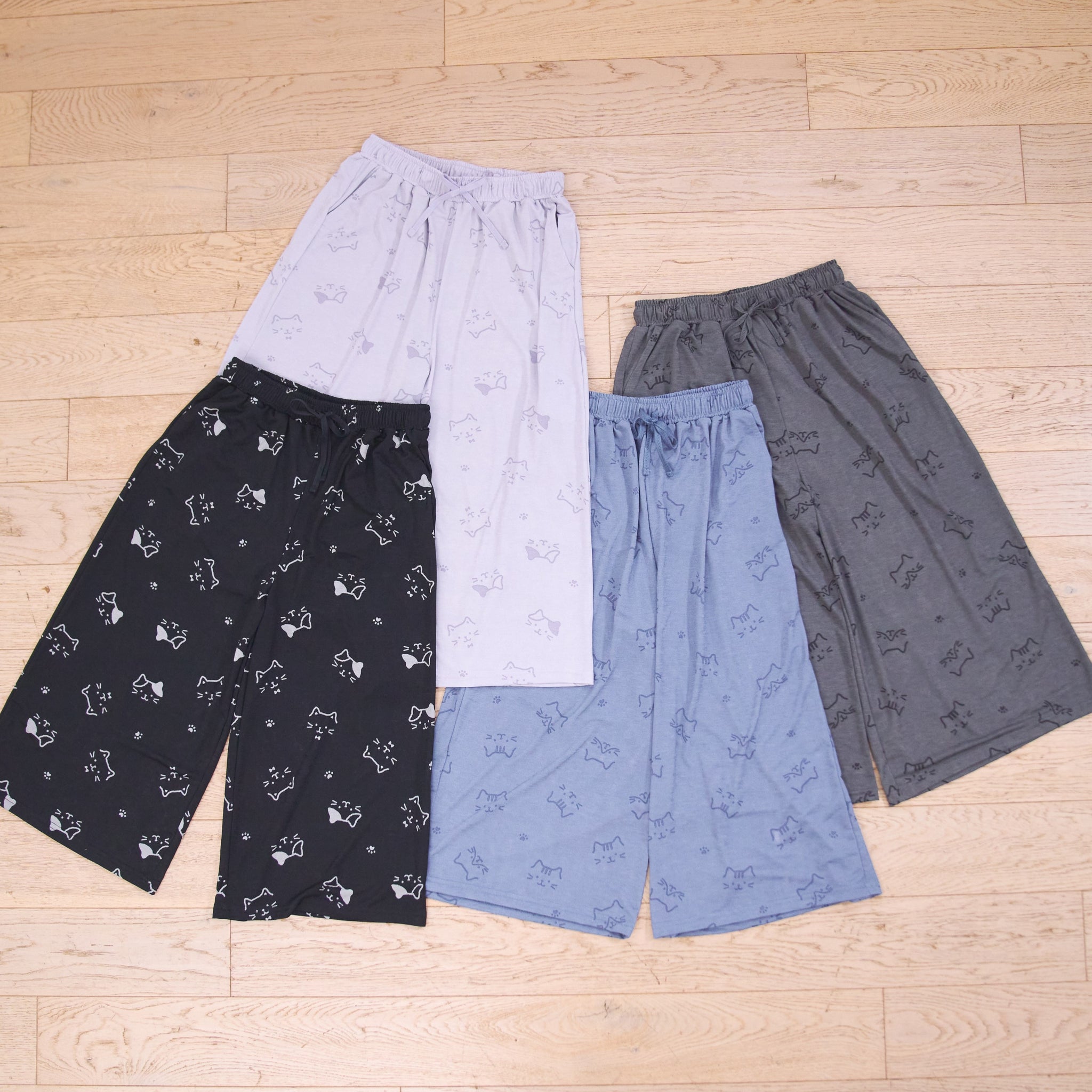ふくふくにゃんこ ひんにゃり7分丈パンツ（M~L） – HAPiNS online shop