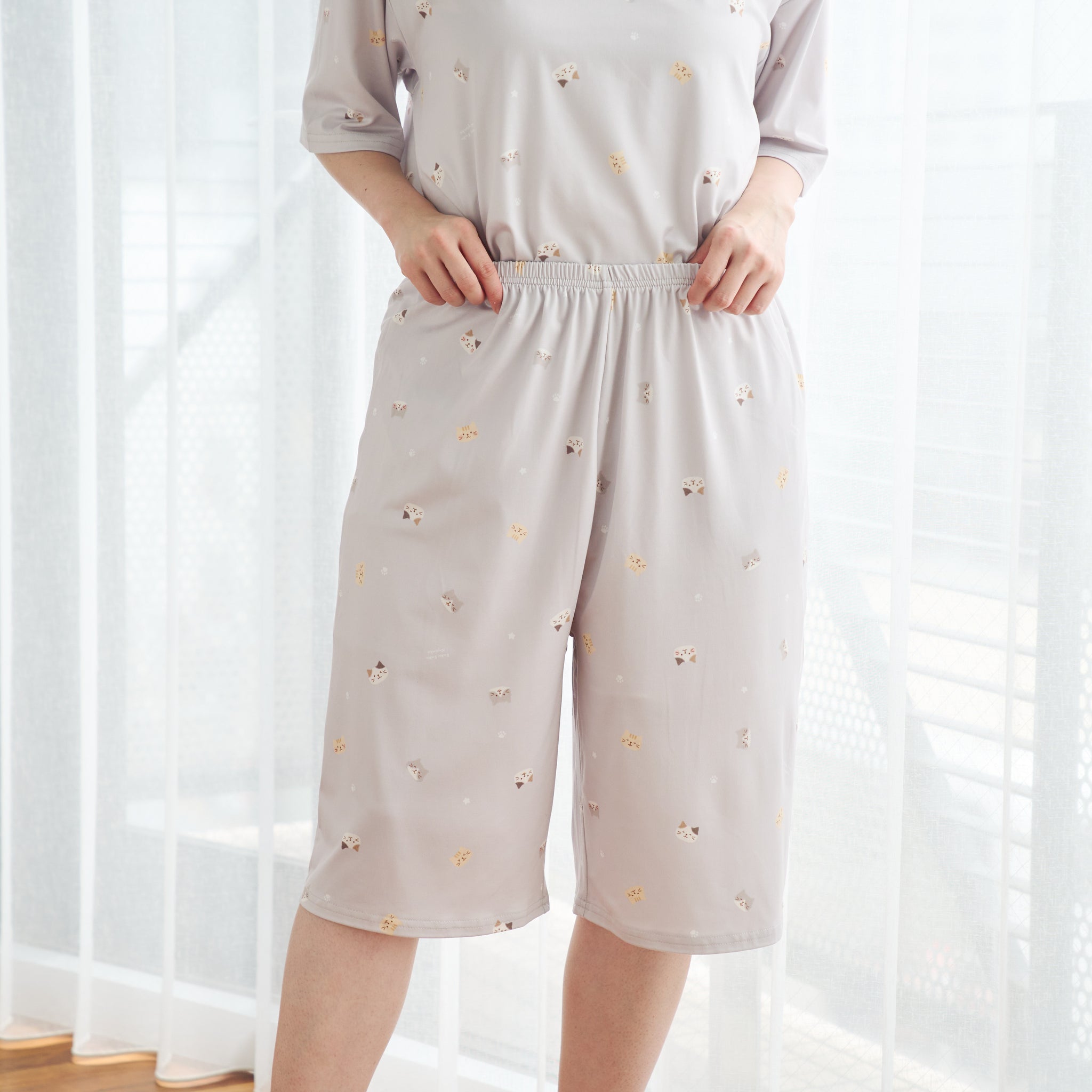 ふくふくにゃんこ やわらか 涼感 パンツ – HAPiNS online shop