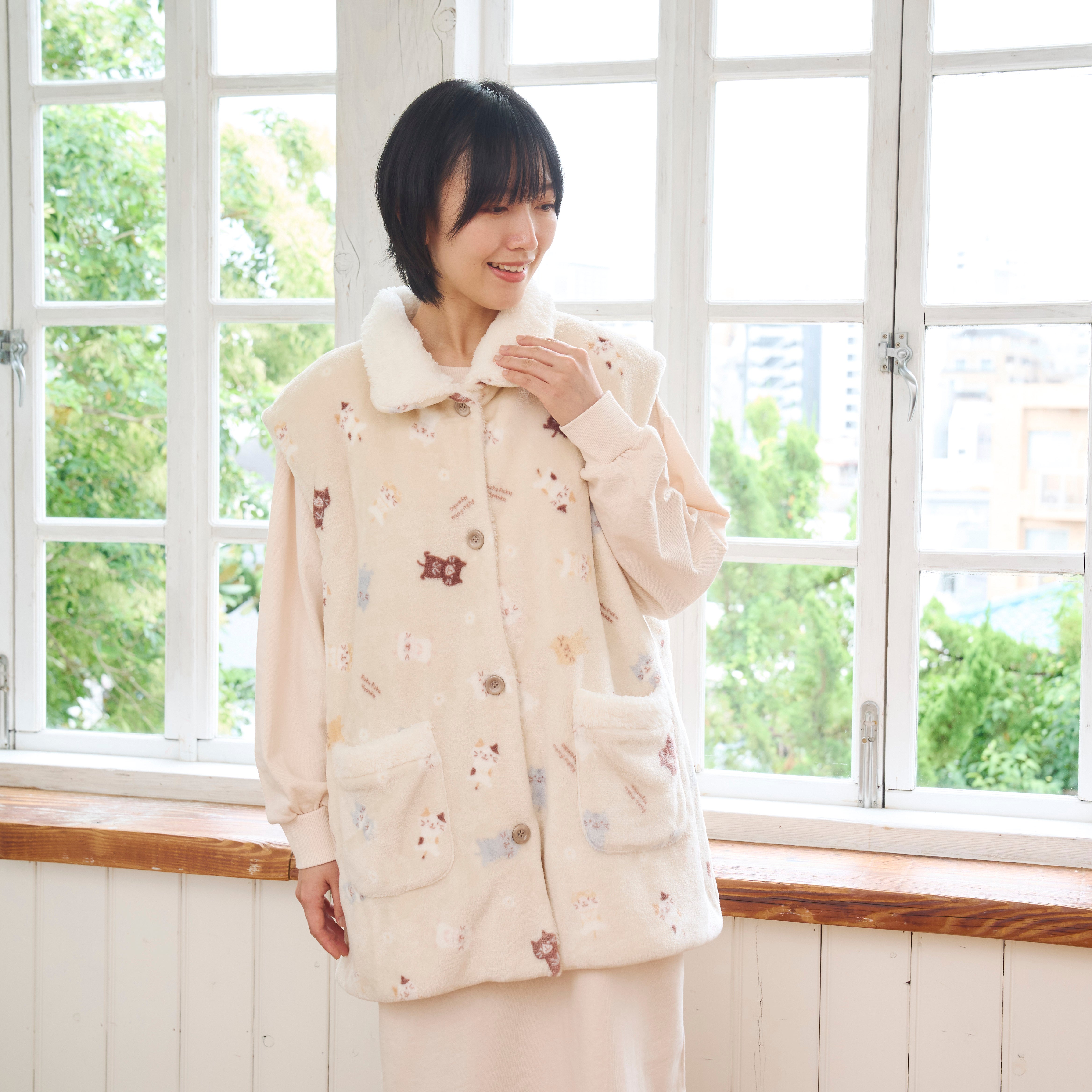ふくふくにゃんこ フランネルあったかベスト – HAPiNS online shop