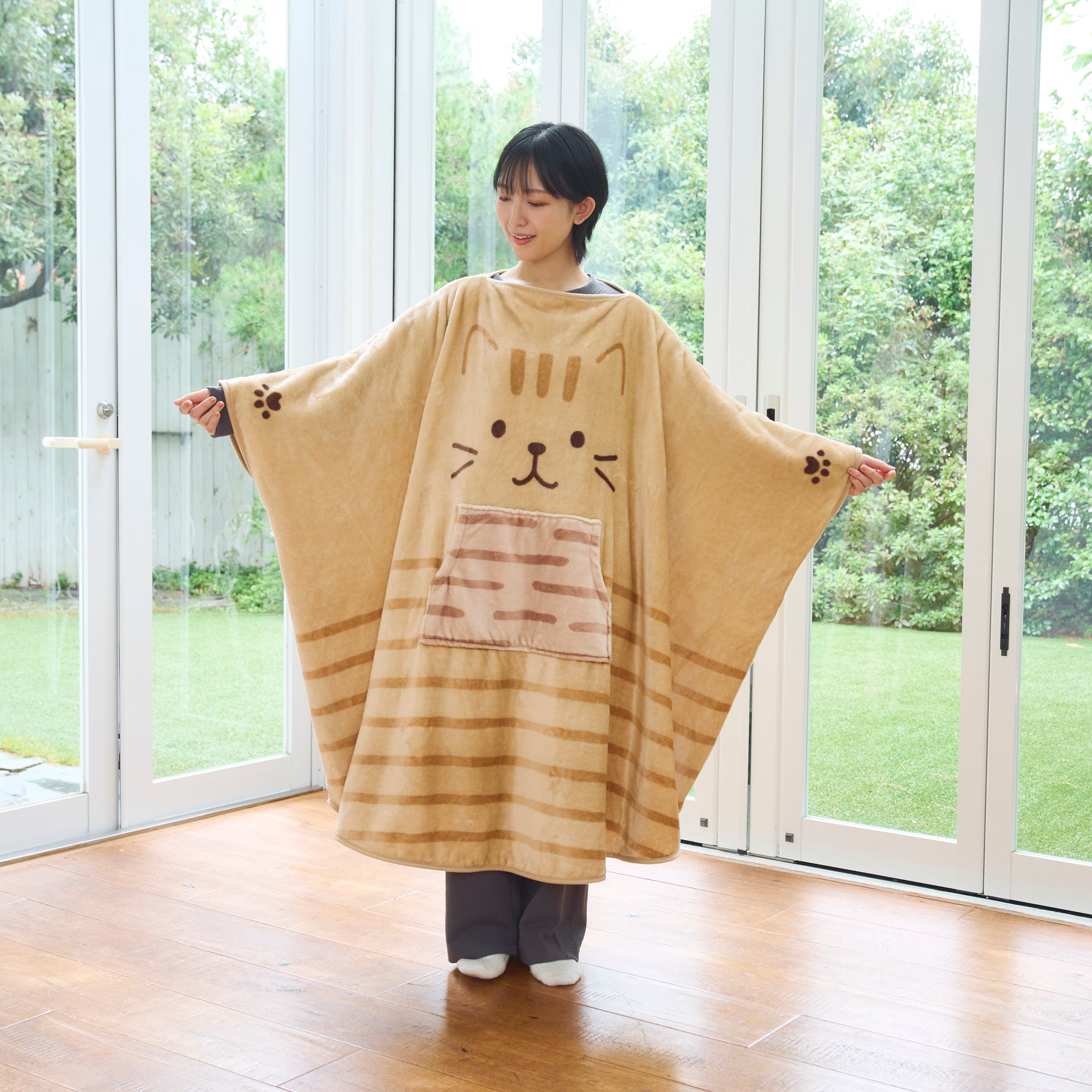 ふくふくにゃんこ 着るにゃんケット – HAPiNS online shop