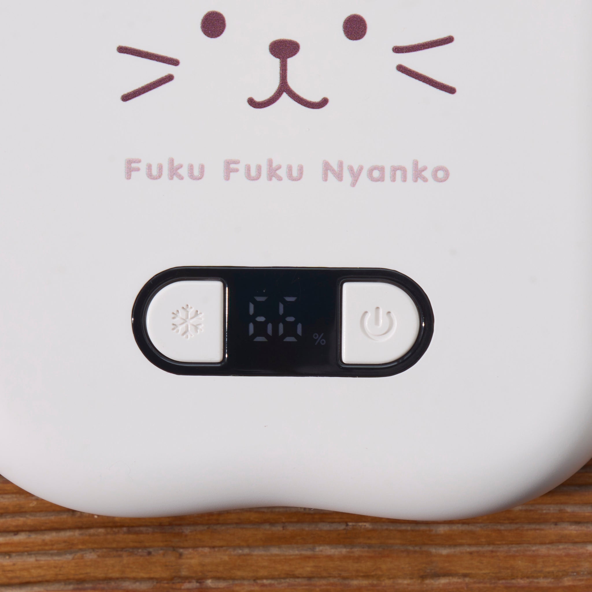 ふくふくにゃんこ 6way ハンズフリー ファン – HAPiNS online shop
