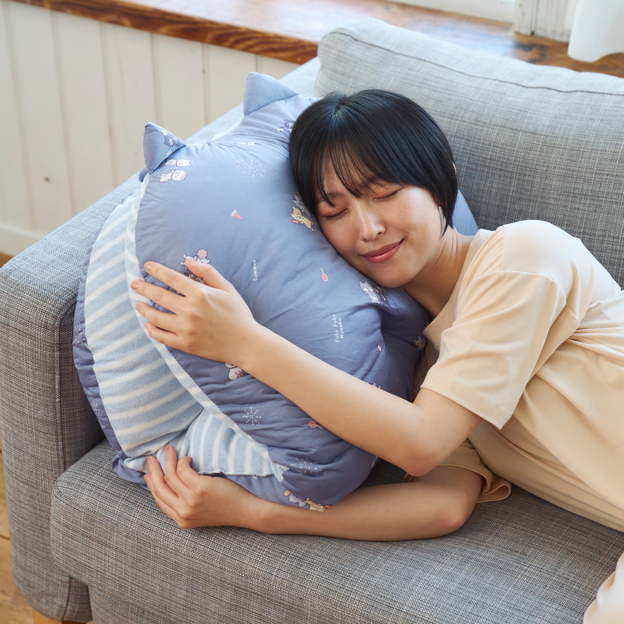 【新品未開封】Nap time クッション ふくふくにゃんこ 縁日 接触冷感 ごろ寝クッション – HAPiNS online shop