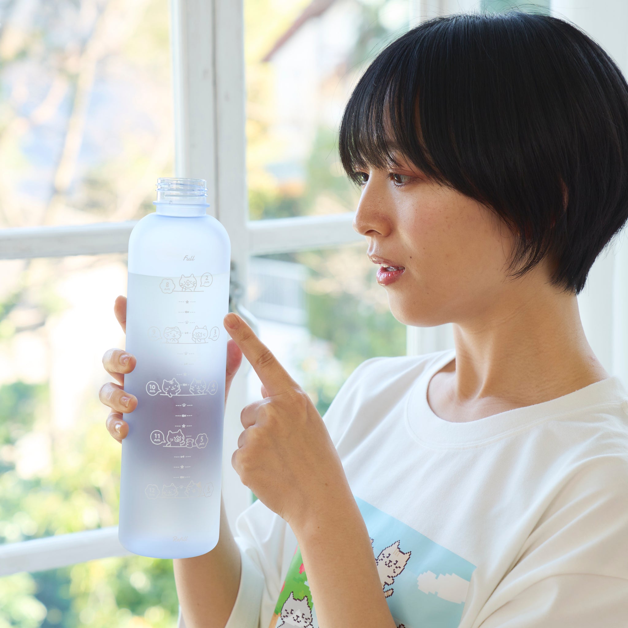 ふくふくにゃんこ くすみカラー ウォーター ボトル 1000ml – HAPiNS
