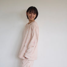  ふくふくにゃんこ 総柄フランネルトレーナー 【2026_秋冬】
