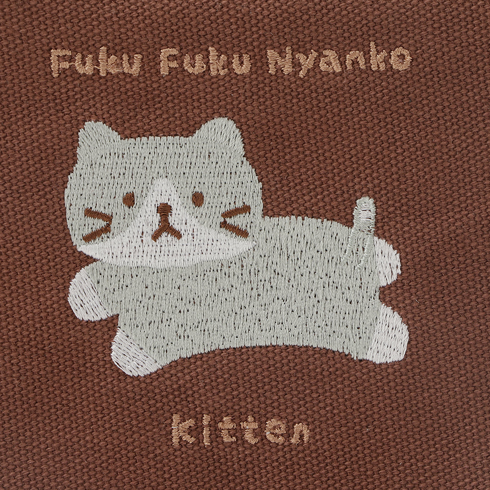 猫とお花の刺繍ポーチ✩.*˚黄昏子にゃんこ 猫とお花の刺繍ポーチ✩.*˚黄昏子にゃんこ