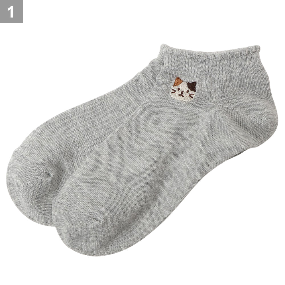 ふくふくにゃんこ 刺繍メロウスニーカーソックス – HAPiNS online shop