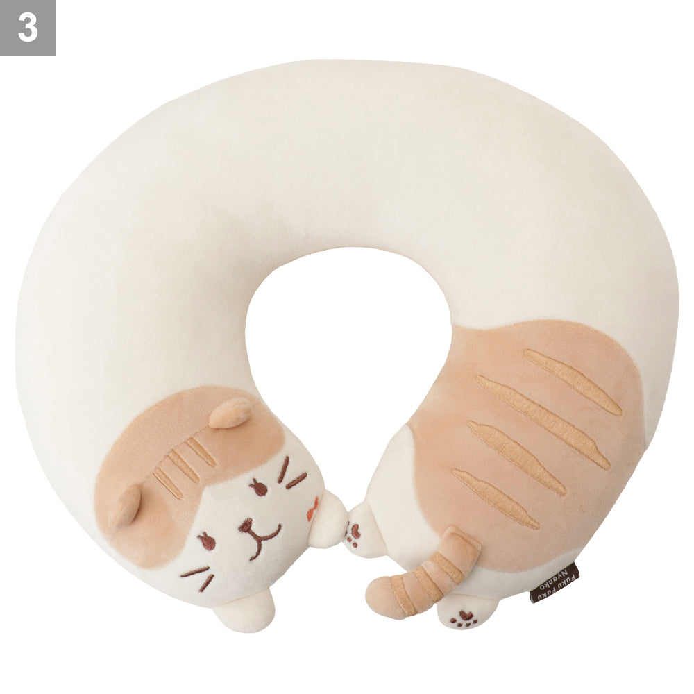 ふくふくにゃんこ なついてネックピロー【WEB限定】 – HAPiNS online shop