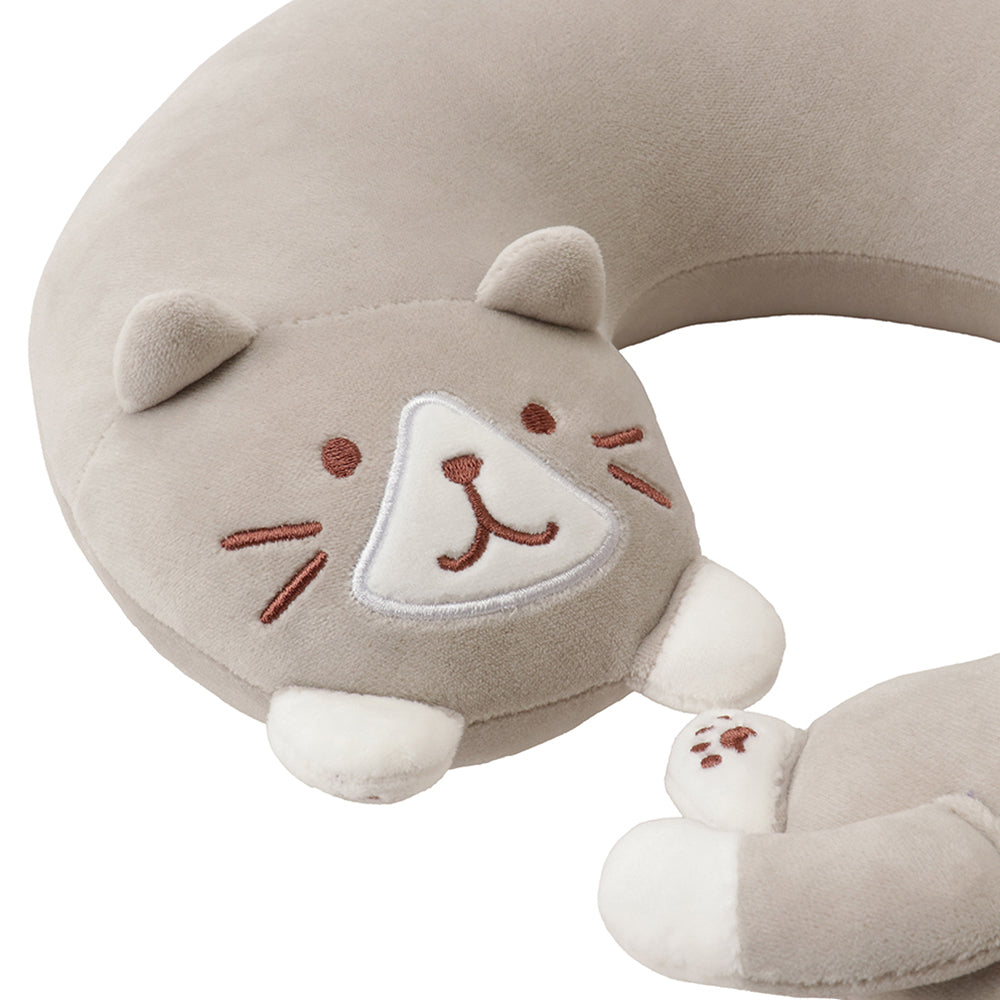ふくふくにゃんこ なついてネックピロー – HAPiNS online shop