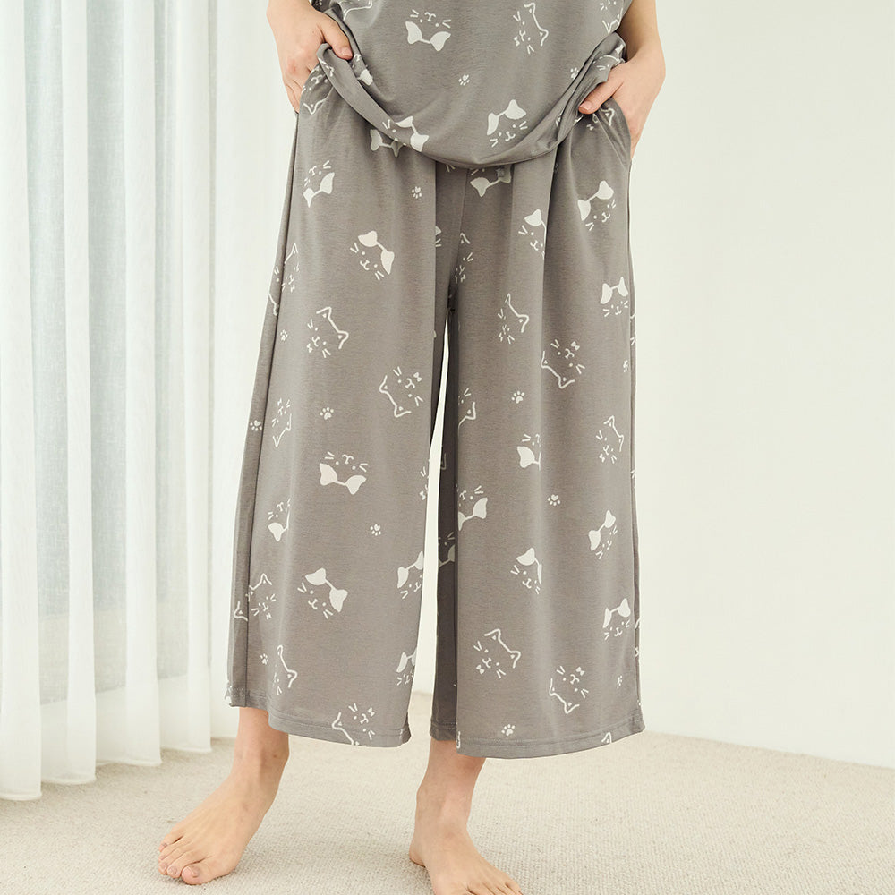 ふくふくにゃんこ ひんにゃりフェイス7分丈パンツ（M～L） – HAPiNS