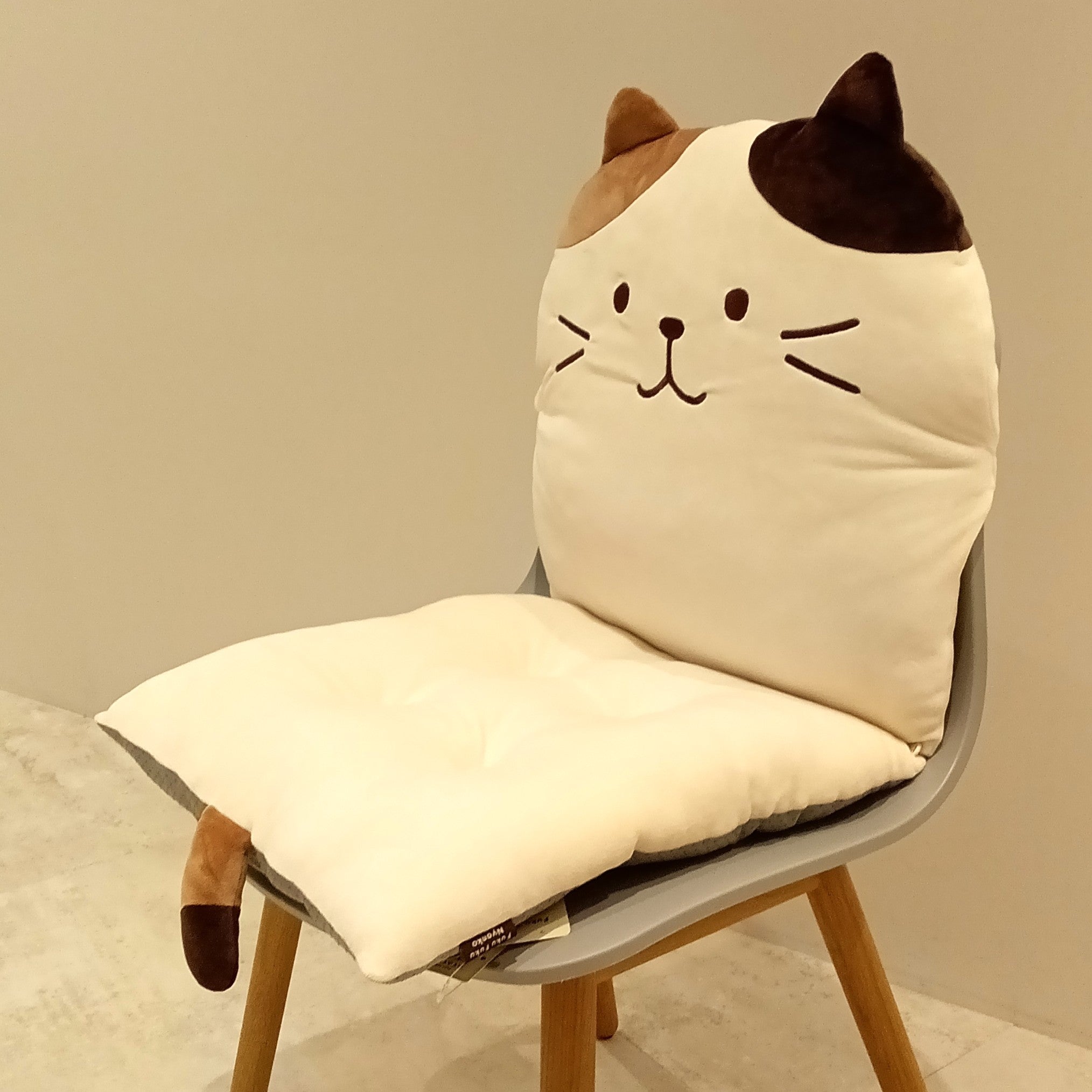 ふくふくにゃんこ すわってシートクッション2点セット【WEB限定