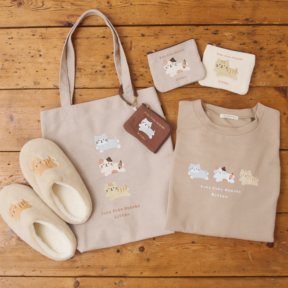 Fuku Fuku Nyanko KITTEN刺繍ティッシュポーチ – HAPiNS online shop