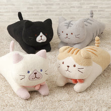  ふくふくにゃんこ ぽわぽわねそべりクッション【WEB限定】
