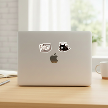  ねこステッカー × MacBook（画角・サイズ調整）
