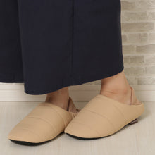 Fuku Fuku Nyankoかかとひょっこりルームシューズ
