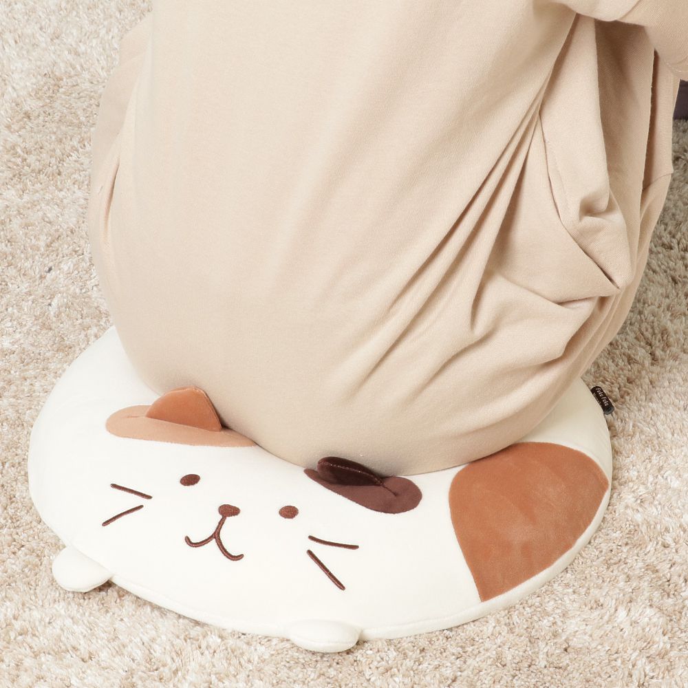 ふくふくにゃんこ もっちり円座クッション – HAPiNS online shop