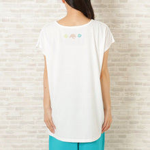  カワウソTシャツ
