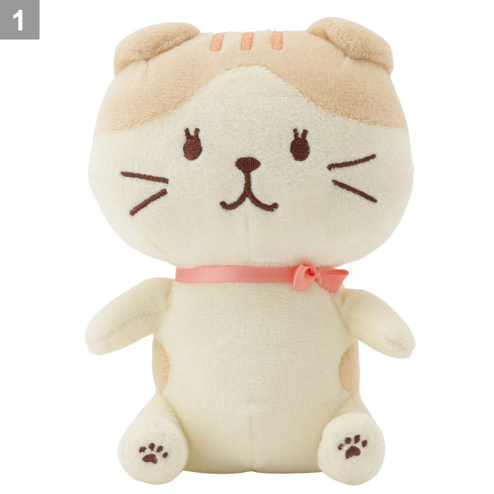 ふくふくにゃんこ おすわりマスコット（スコア・シャーシャ）