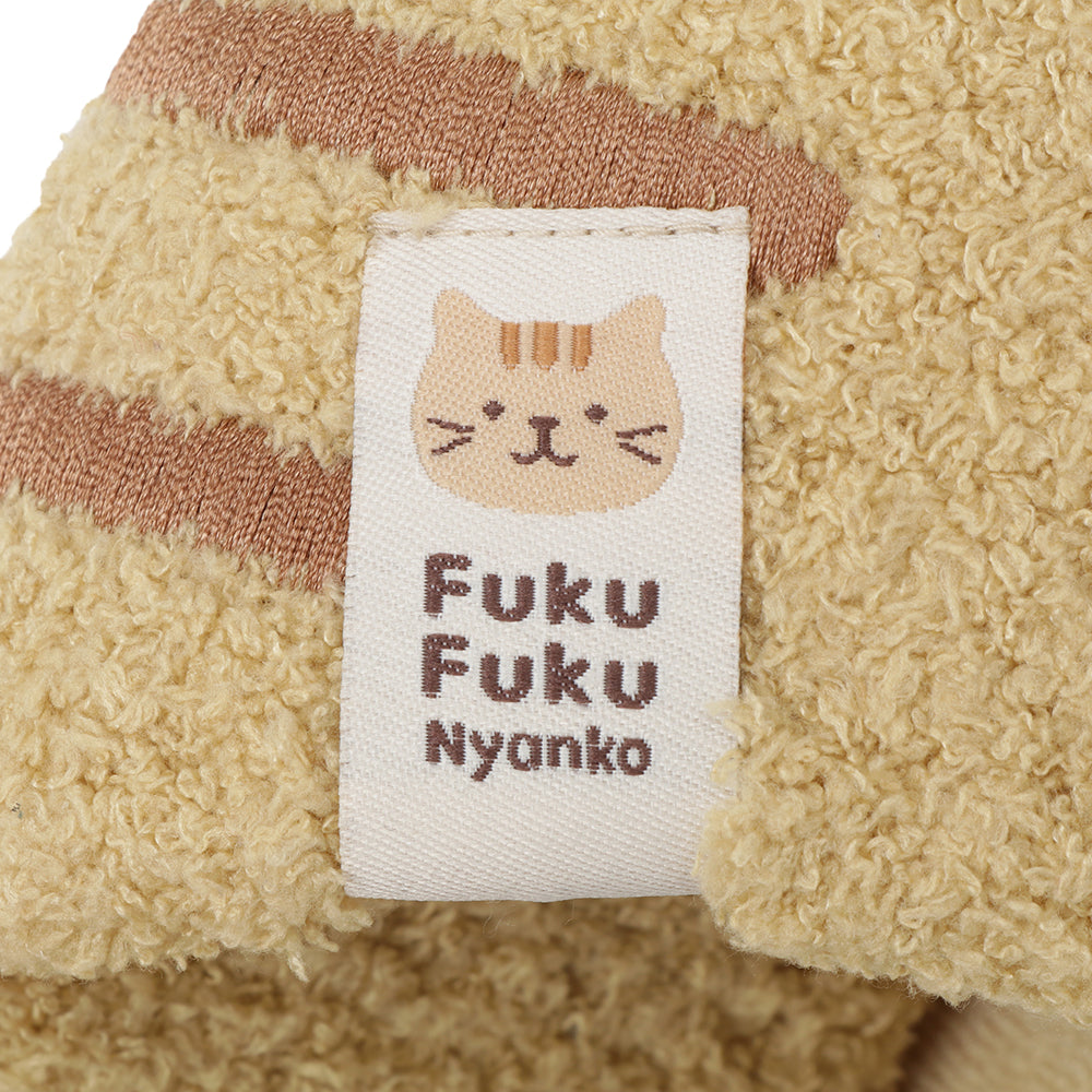 サッカーガールさま専用になりました　新品未使用　スリッパ　ニャンコ　ねこ 新柄登場！】まるで猫！のようなモフモフスリッパ（猫Feel