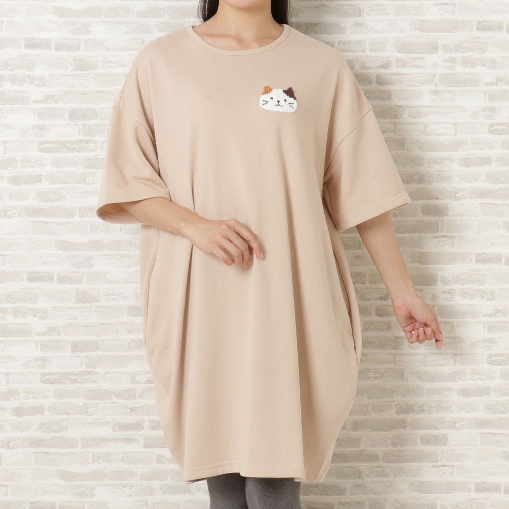 FukuFukuNyanko サガラ刺繍ワンピース