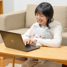  ふくふくにゃんこ 姿勢サポートクッション
