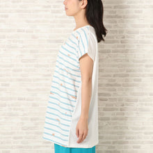  カワウソTシャツ
