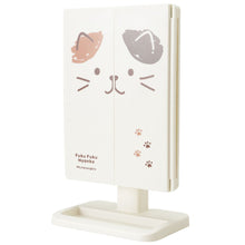  Fuku Fuku Nyanko LEDライト付きスタンドミラー
